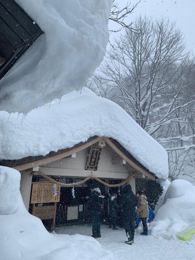 Hotel Yadoya Shiroganeya Nagano Exterior foto